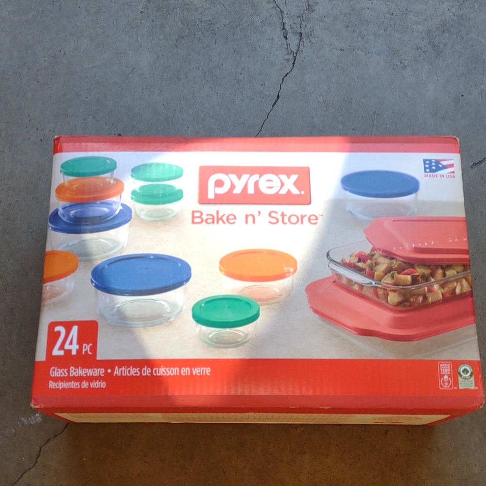 Glass bakeware set